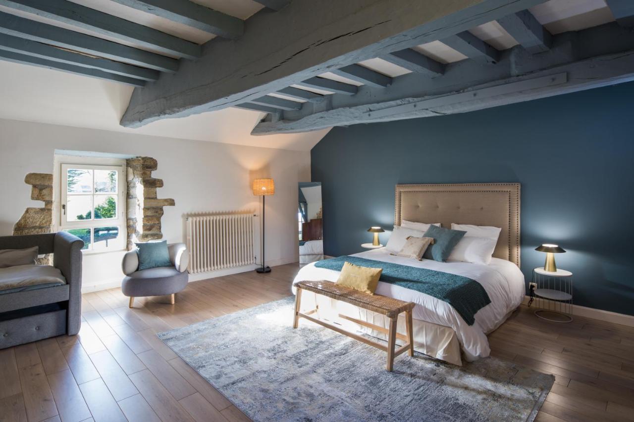 Manoir Du Vau D Arz Gites Et Chambres D Hotes Avec Piscine Malansac エクステリア 写真