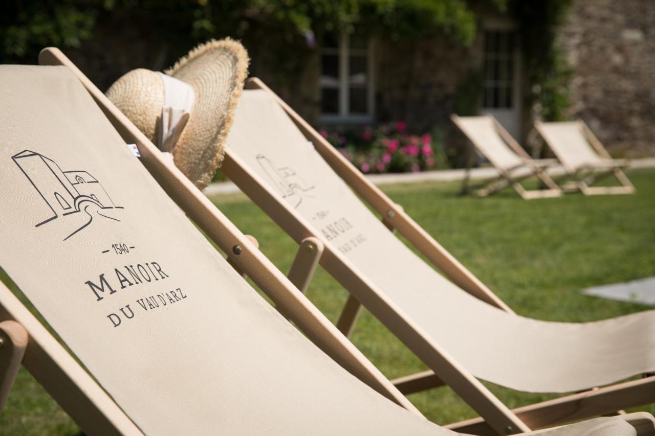 Manoir Du Vau D Arz Gites Et Chambres D Hotes Avec Piscine Malansac エクステリア 写真